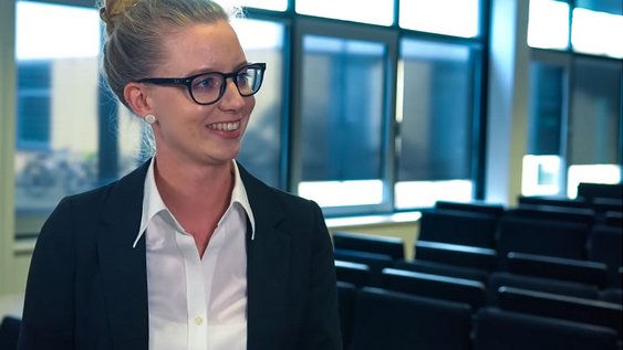 Porträtaufnahme der interviewten Person.