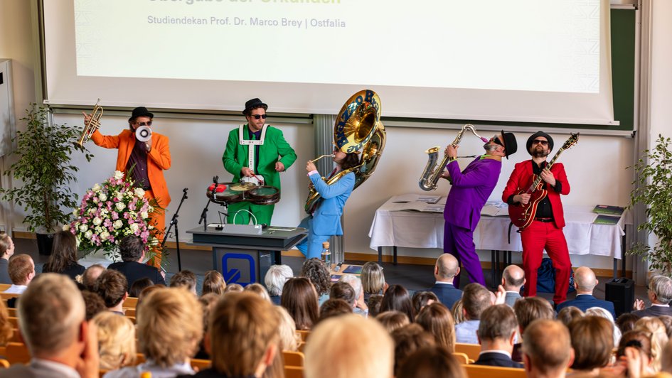 Die Band BrazzoBrazzone (öffnet Vergrößerung des Bildes)