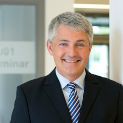 Prof. Dr. rer. pol. Stefan Zeranski