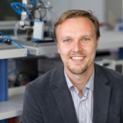 Prof. Dr. Thorsten Uelzen