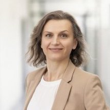  Vesna Schubert 