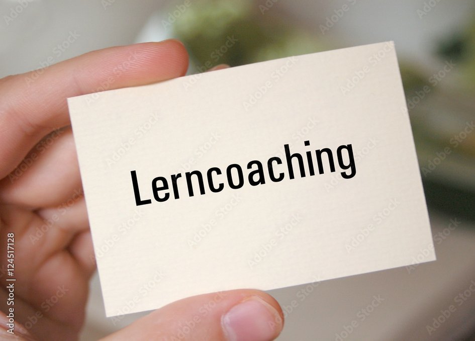 Eine Visitenkarte auf der Lerncoaching steht