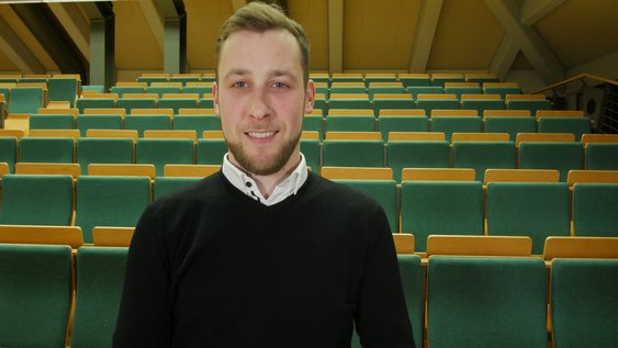 Porträtaufnahme der interviewten Person.