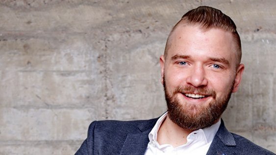 Tobias Petz